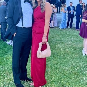 Formal red gown size 6/8